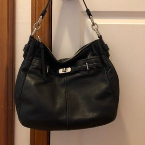 Coach black leather shoulder bag